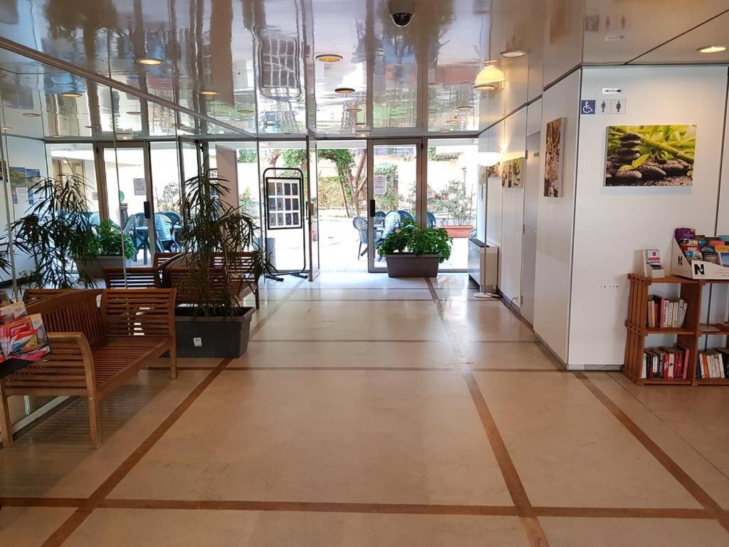 Centre Juan Les Pins Apartment Exterior foto