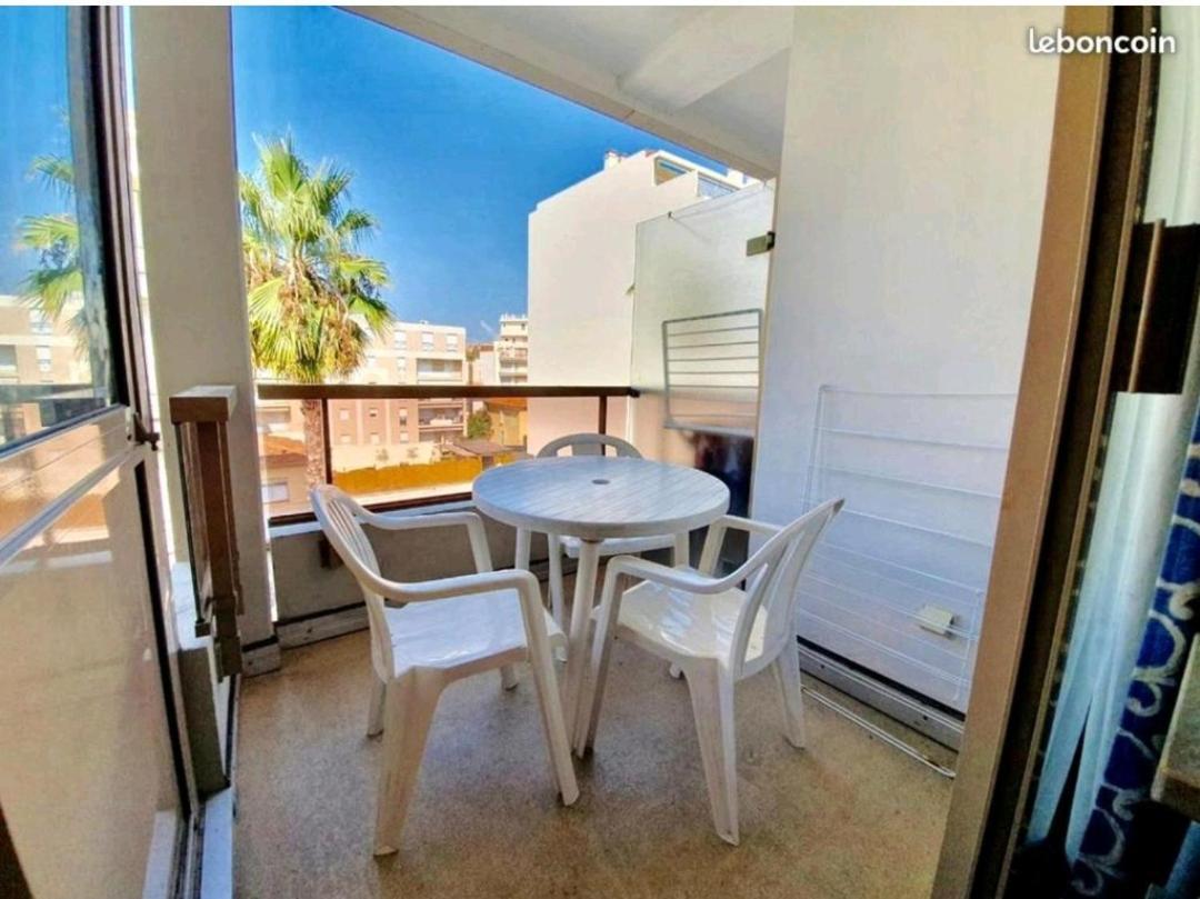 Centre Juan Les Pins Apartment Exterior foto