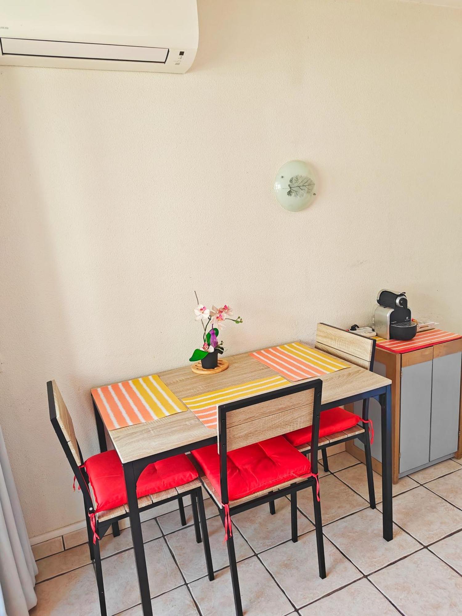 Centre Juan Les Pins Apartment Exterior foto